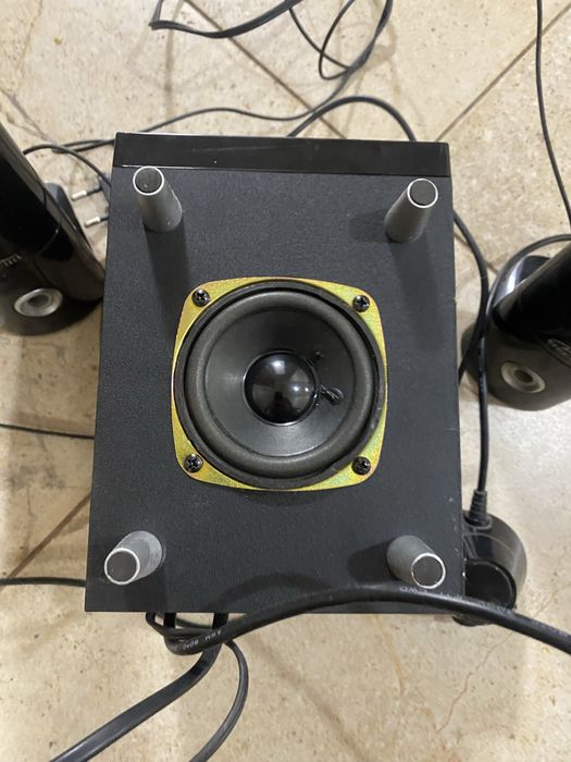 Колонки та міні саб від media-teah