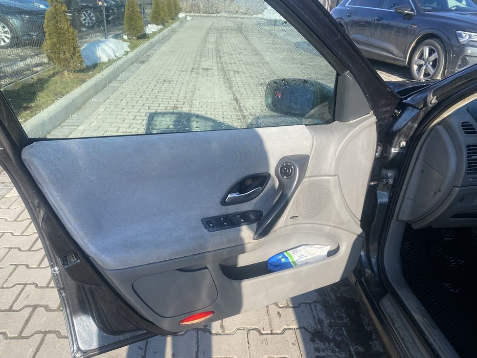 Лагуна 2 1.9 dCi рестайлінг