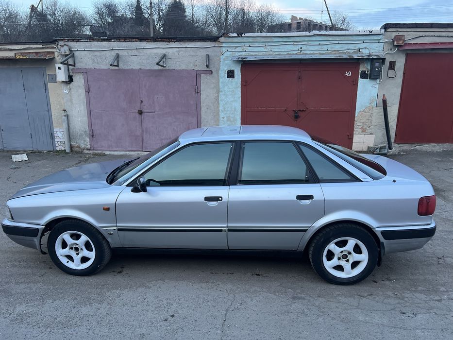 Продам ауді 80 б4