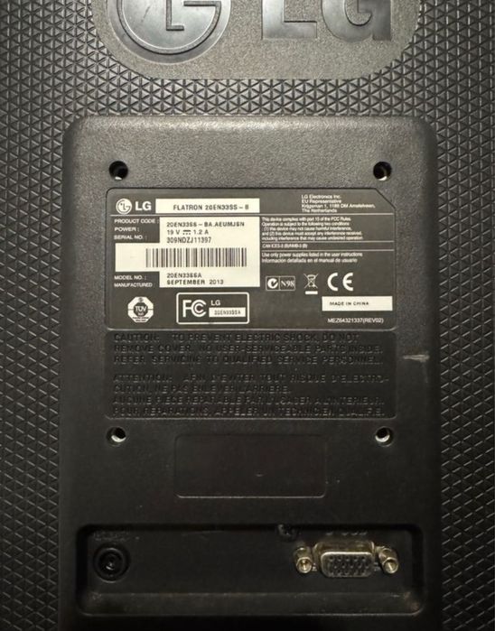 Monitor LG 22”