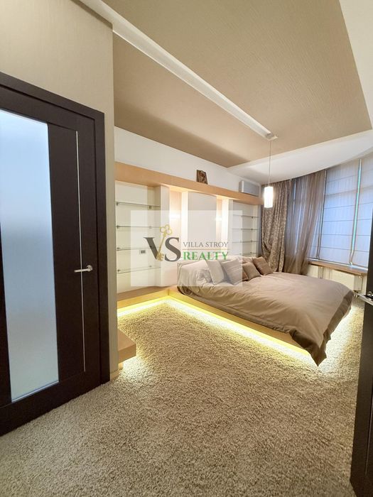 Продаж квартири в Одесі, 3 кімнати, 14/24 поверх, 145 м²