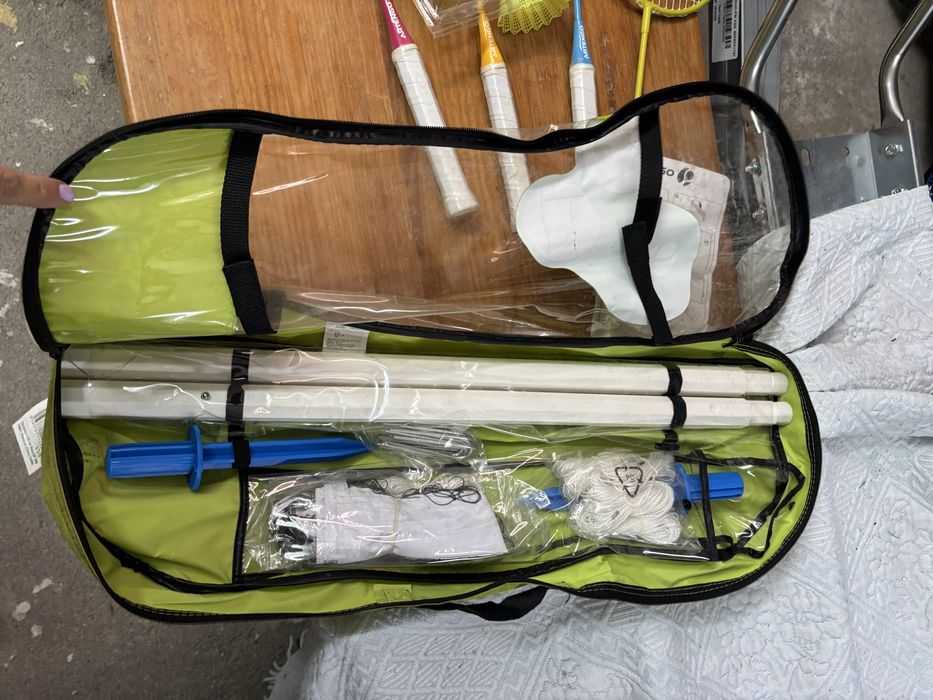 Raquetes com bolsa e penas