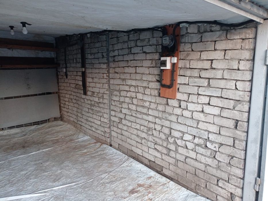 Продам гараж в кооперативе