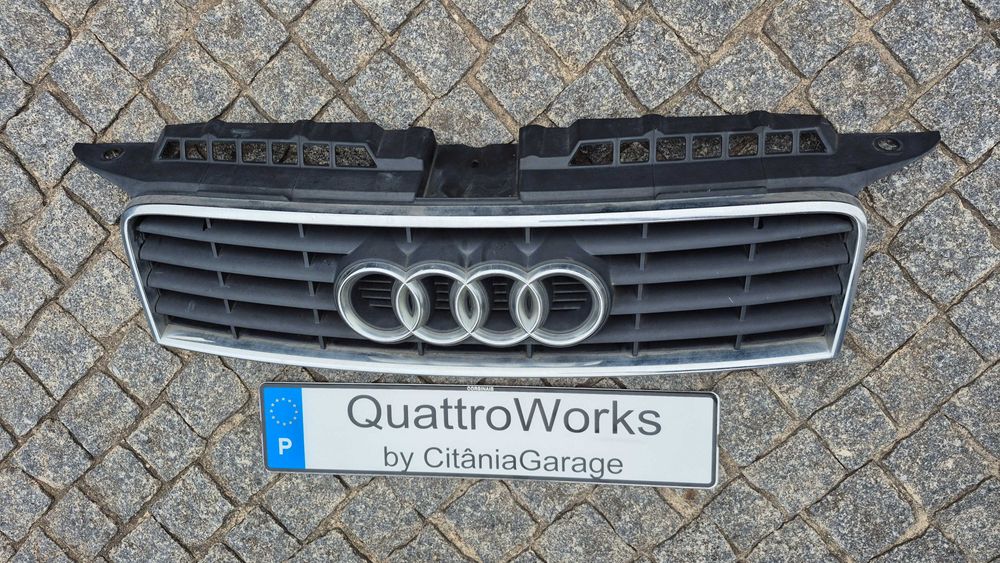 AUDI A3 8P - Grelha Central Para Choques ORIGINAL RIGOROSAMENTE NOVA