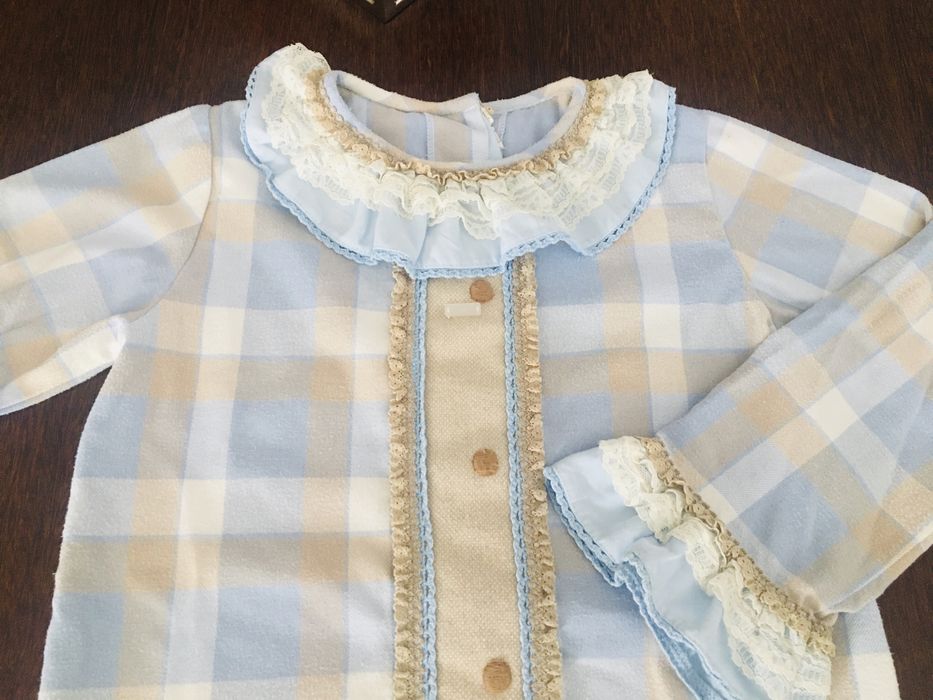 Conjunto blusa e calcao La Amapola