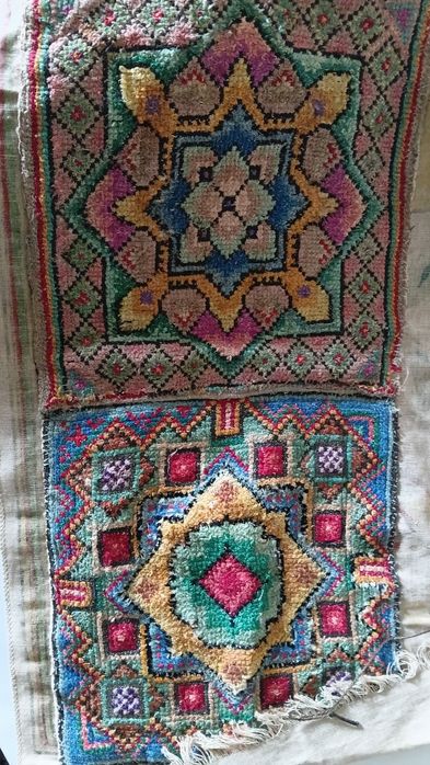 Интересная  вещь ищет  ценителя винтажного текстиля