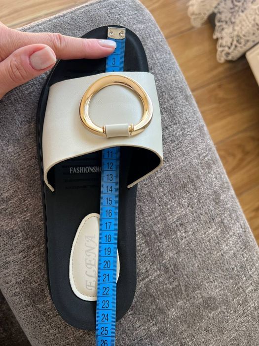 Nowe klapki, 38 rozmiar