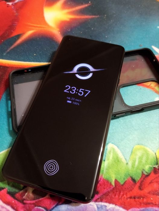 Ван плас 9 про 12 256