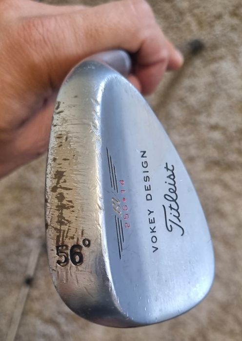Wedge Titleist 56° bounce 14 bob vokey design
Vareta wedge flex
Gr