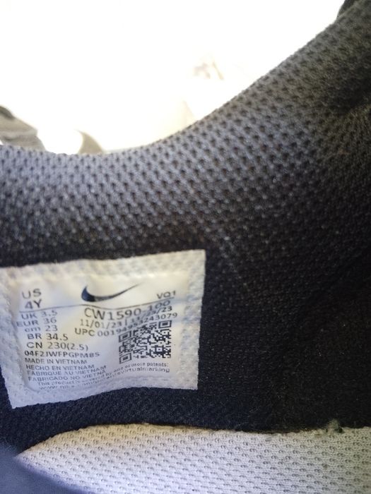 Дитячі кросівки Nike Dunk Low Panda, р36, 23см, оригінал