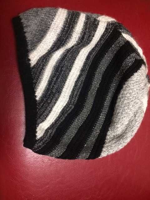 benetton czapka z szalikiem