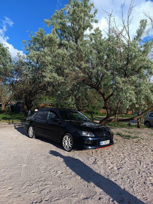 Mitsubishi Lancer 9