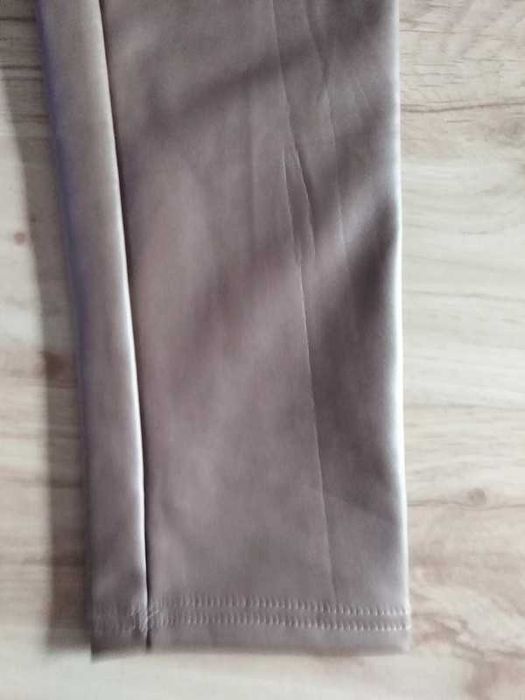 Nowe skórzane spodnie roz. M/L