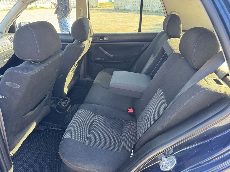 Продам VW GOLF 4 1.4 Бензин.