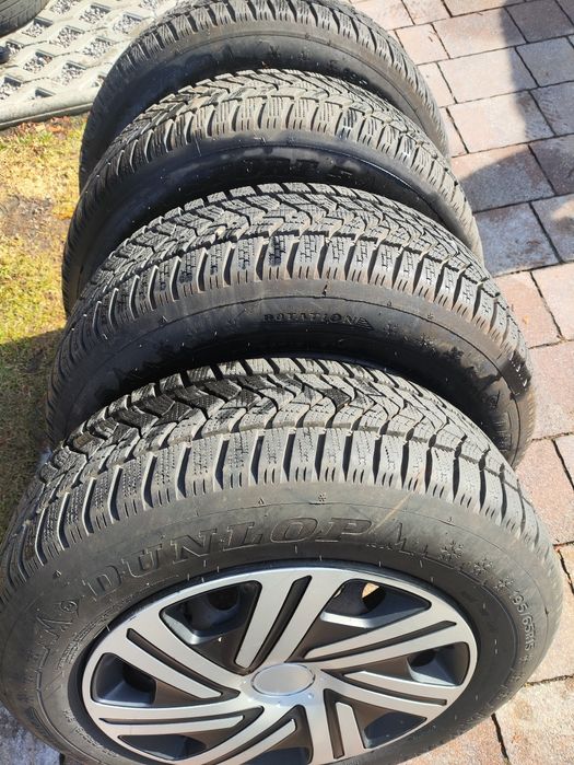 Opony Dunlop zimowe z felgami