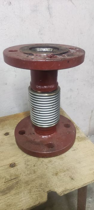 Kompensator stalowy kołnierzowy DN50