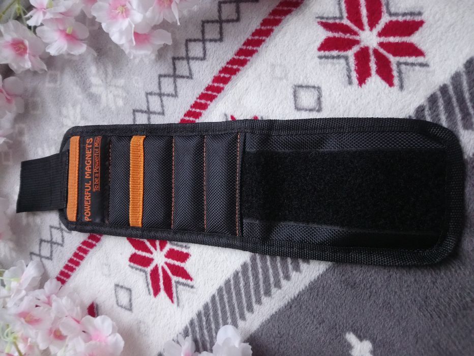Opaska magnetyczna na nadgarstek
