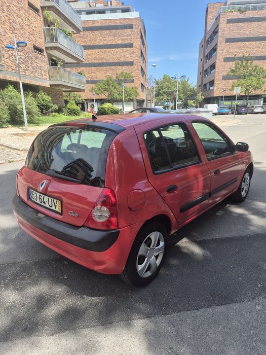 Renault Clio — fotografia 3