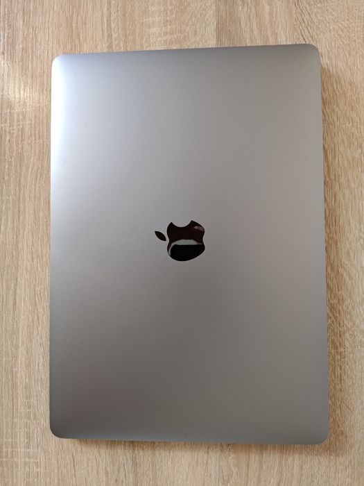 MacBook Air 13, 2020 M1,  (8GB / 256GB)