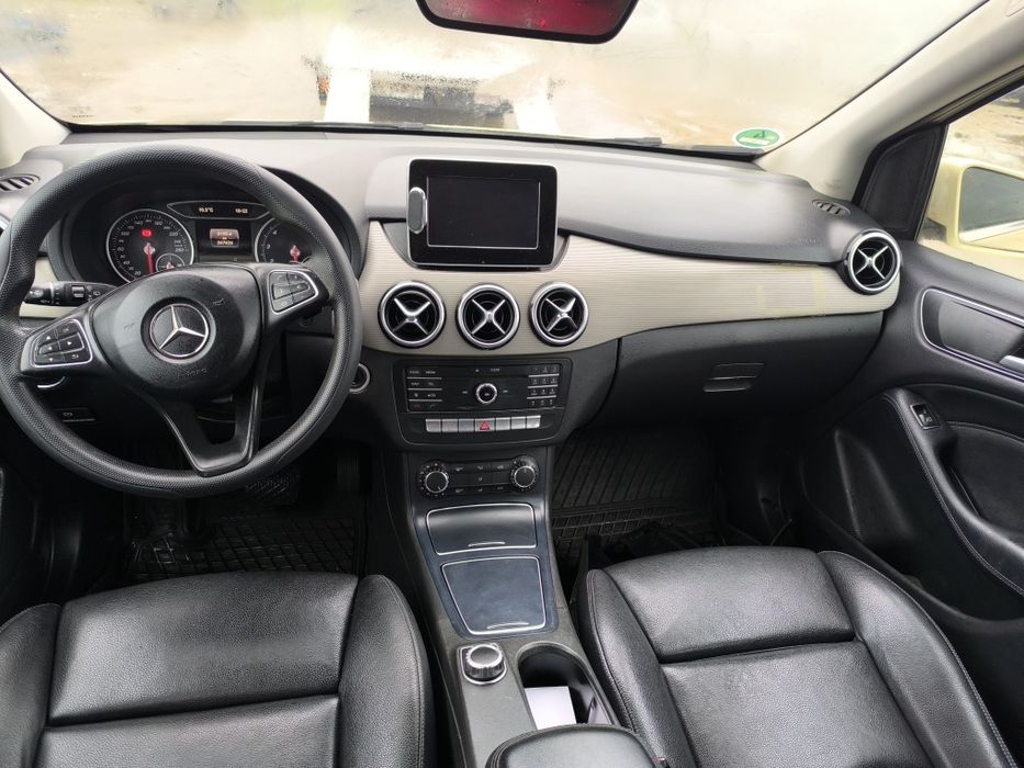 Mercedes Benz B200 2.0 Gaz 2017 rok okazja