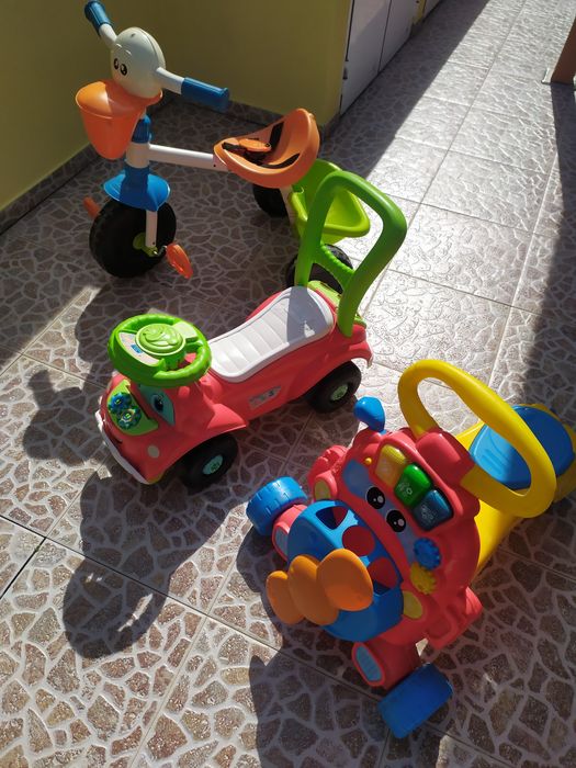 Vendo estes brinquedos muito bem estimados