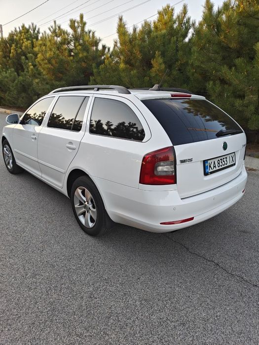 Skoda Octavia 2012 VIN TMBGE61ZXC2192892 фото оголошення 7 з 9