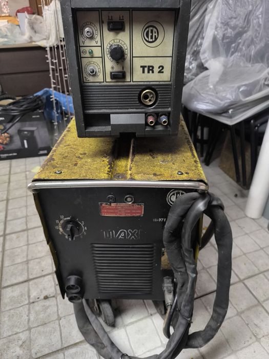 Máquina soldar CEA 370A Mig