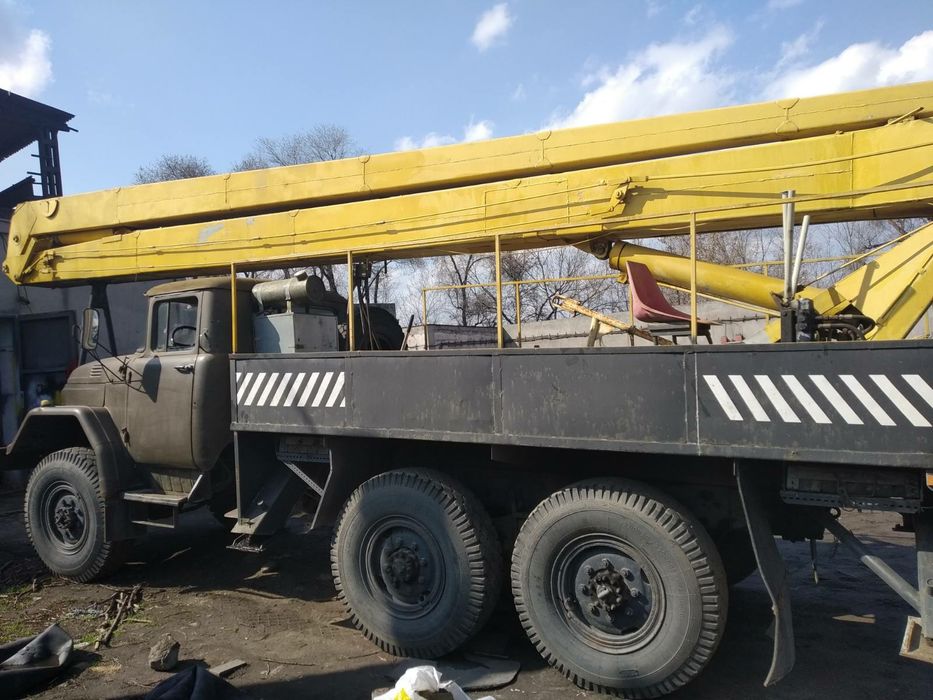 Продам автовышку ВС-22 на ЗИЛ-131 вездеход газ-бензин