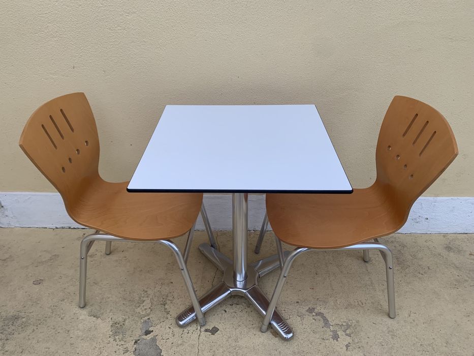 Mobiliario cafetaria