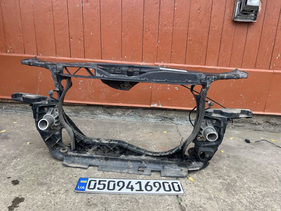 Передня панель телевізор ауді а4б6 audi a4b6 1.9 установочна панель