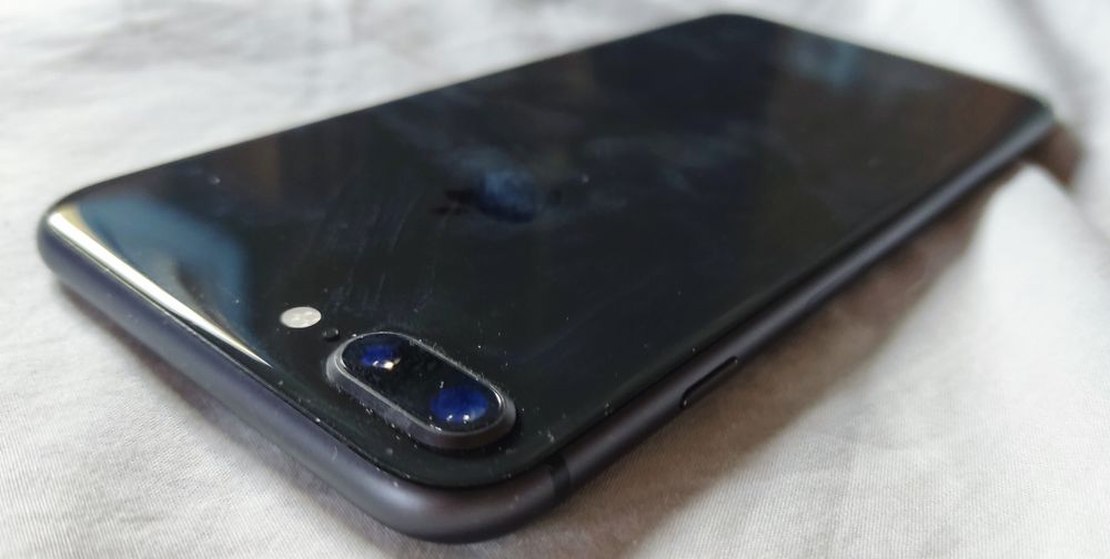 iPhone 8 Plus 256GB em Excelente Estado estético e electrónico.