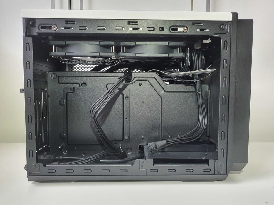 Новий ігровий mini itx ПК | Ryzen 7 7800X3D | 32GB RAM | SSD M.2 1TB