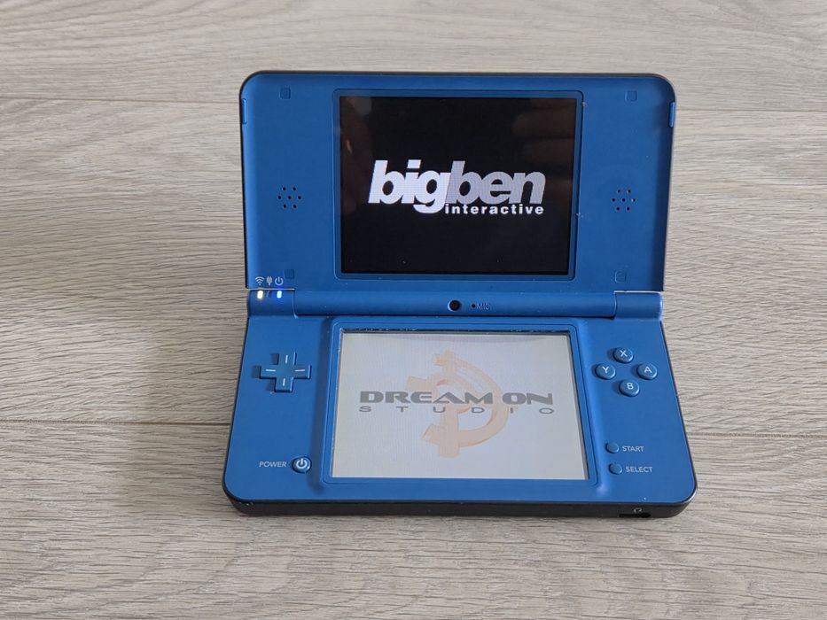 任天堂ＤＳＬL 任天堂DSLL ニンテンドー DS ホワイト Nintendo 任天堂 DSLL