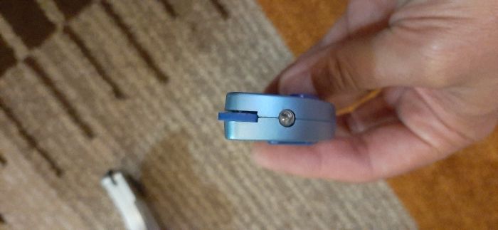 2 porta-chaves com vários acessórios