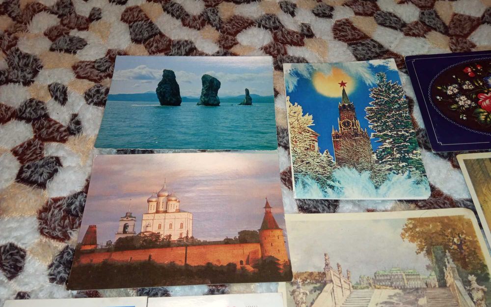 Винтаж открытки цена за все.