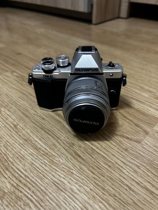 Aparat Olympus OM-D E-M10 II