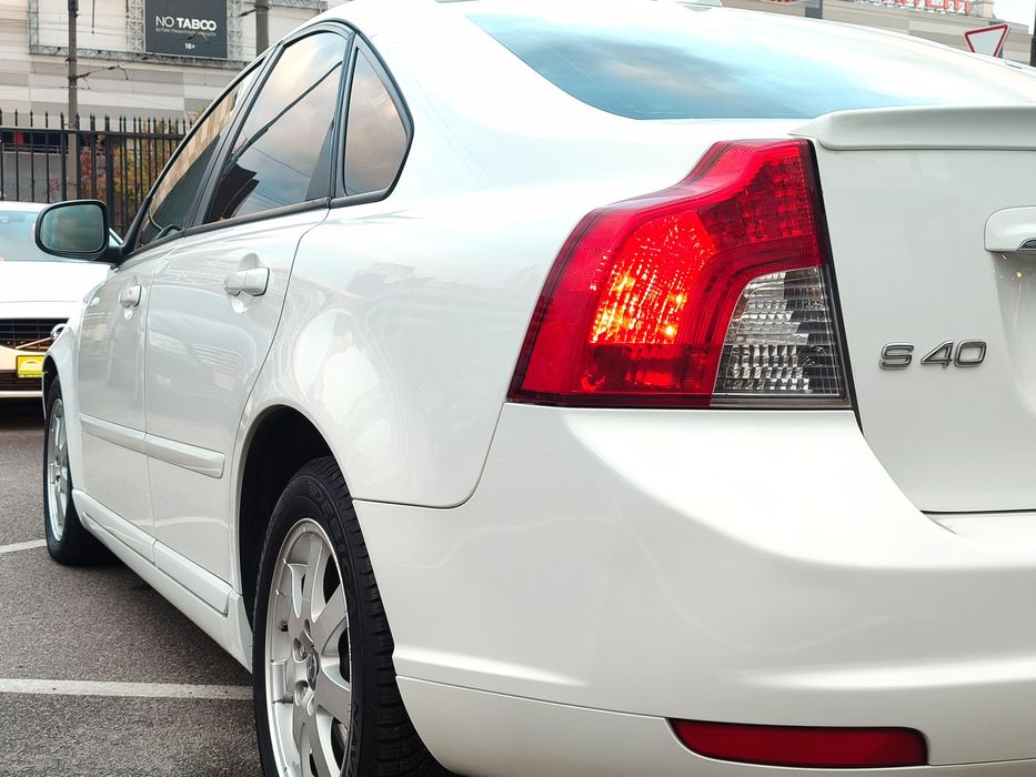 Volvo S40 2,0 D3 автомат ІДЕАЛ із Швейцарії