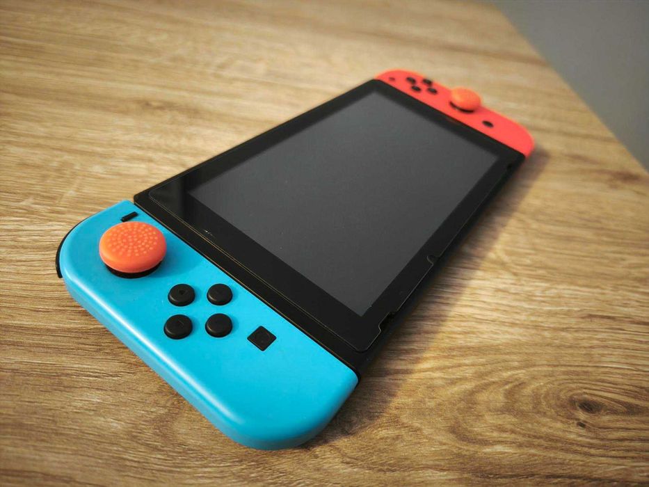 Nintendo Switch + Jogos + Acessórios - Pack Completo