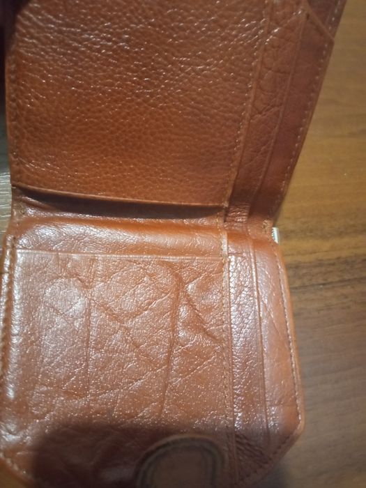 Женский кошелек продам.