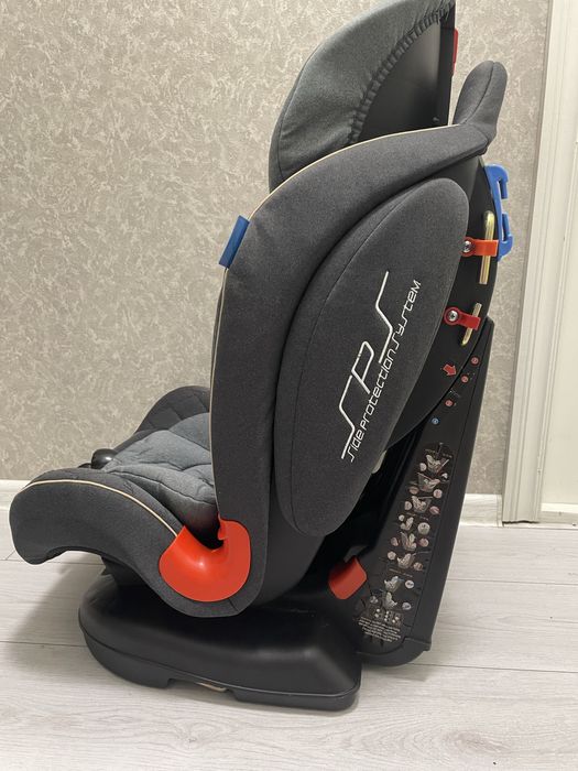 Дитяче автокрісло El Camino TALISMAN І-ІІ група, 0-25 кг.