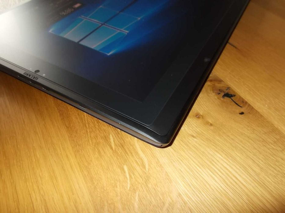 Wacom MobileStudio 16 4K ,DTH-W1620H i7-6567U 16GB 512 Dysk