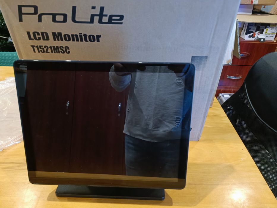 Monitor iiyama ProLite T1521MSC-B1
