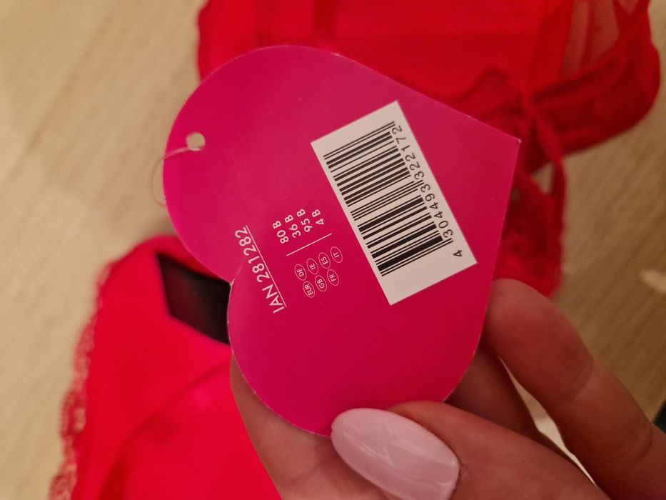 Biustonosz esmara 80B malinowy