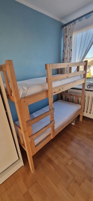 Sprzedam łóżko piętrowe
