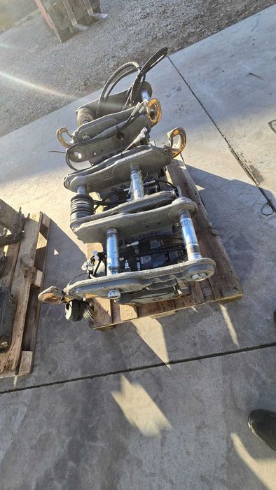 Powertilt Szybkzłącze wychylne Kinshofer Typ RA07-180 (wacker)