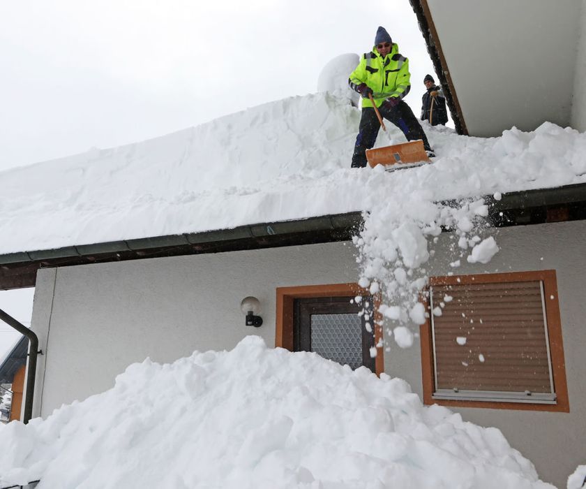 Odśnieżanie dachów