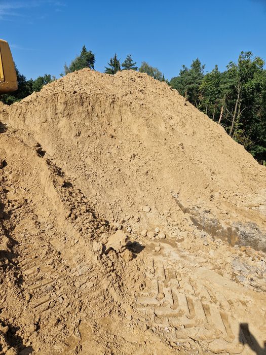 Ziemia brązowa piaskowa czysta przesiewana 50zl/m3 Siepraw