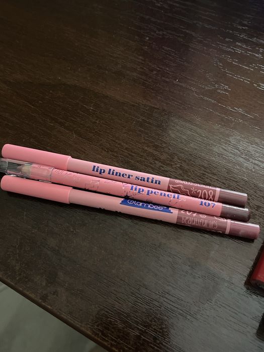 Великий лот косметики