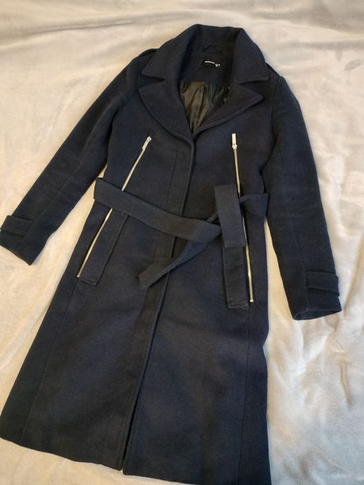 Granatowy płaszcz Reserved xs