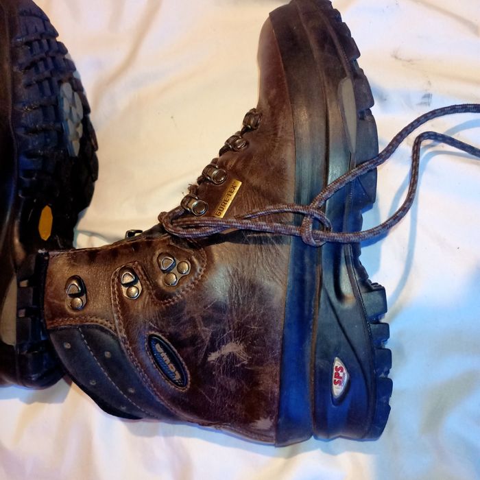 Buty trekkingowe LOWA